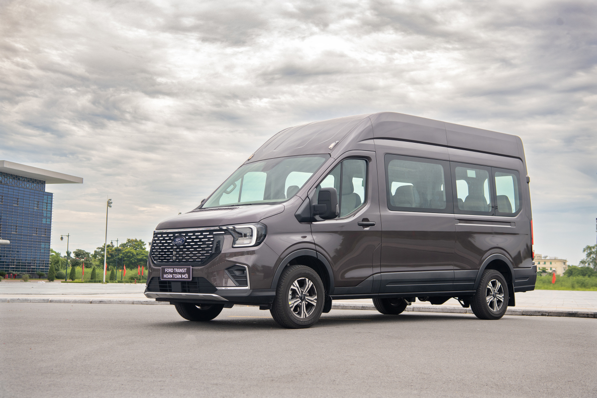 Ford Transit 2024 1